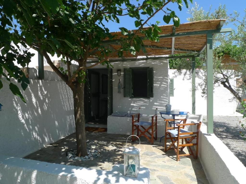 Niriides Resort Gythio Quarto foto